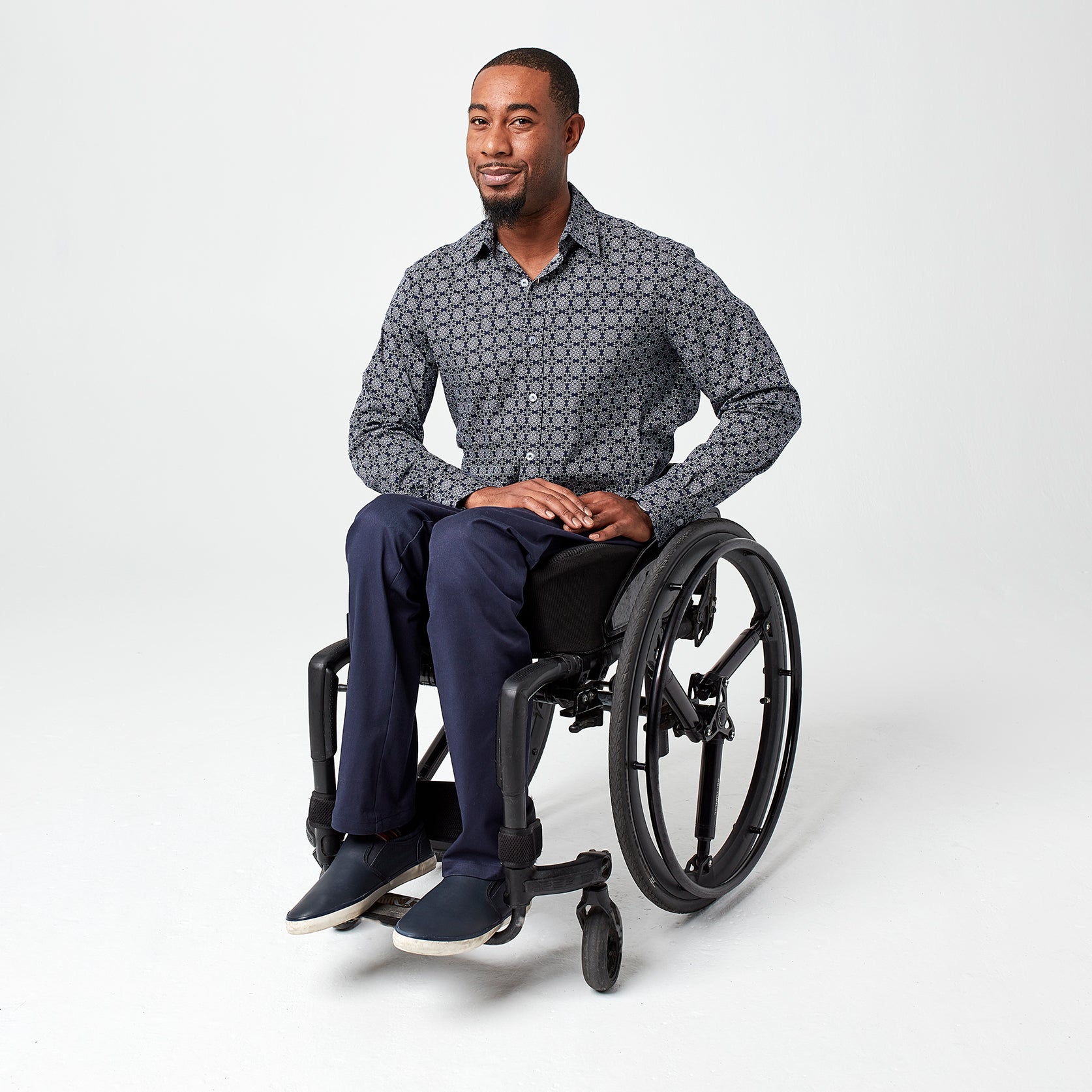 Men’s Seamless Back Adaptive Chino Pants