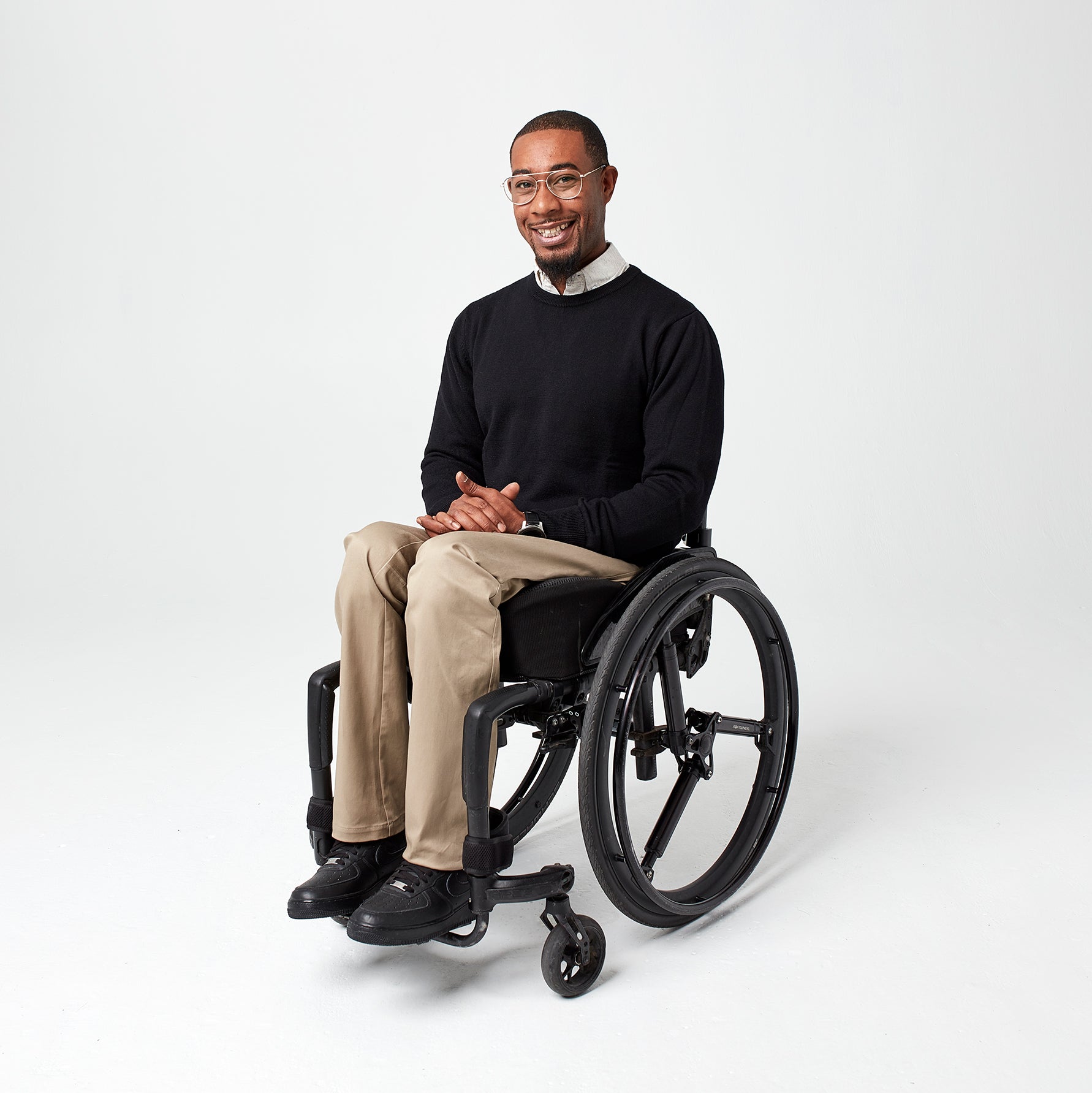 Men’s Seamless Back Adaptive Chino Pants