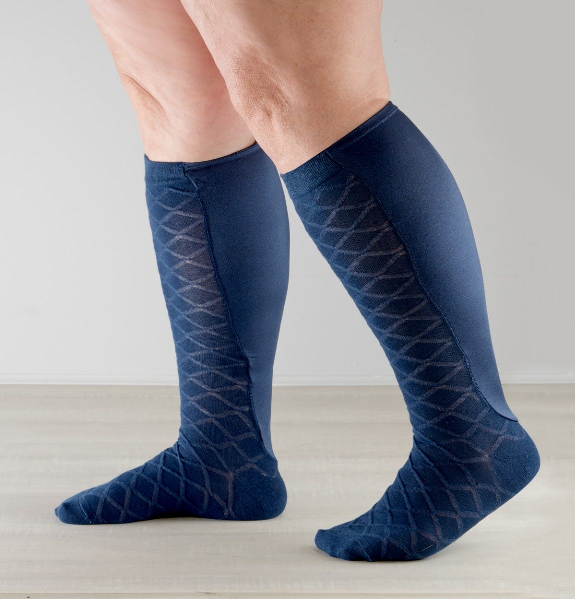 Womens Stretchy & Soft Compression Socks - Xpandasox
