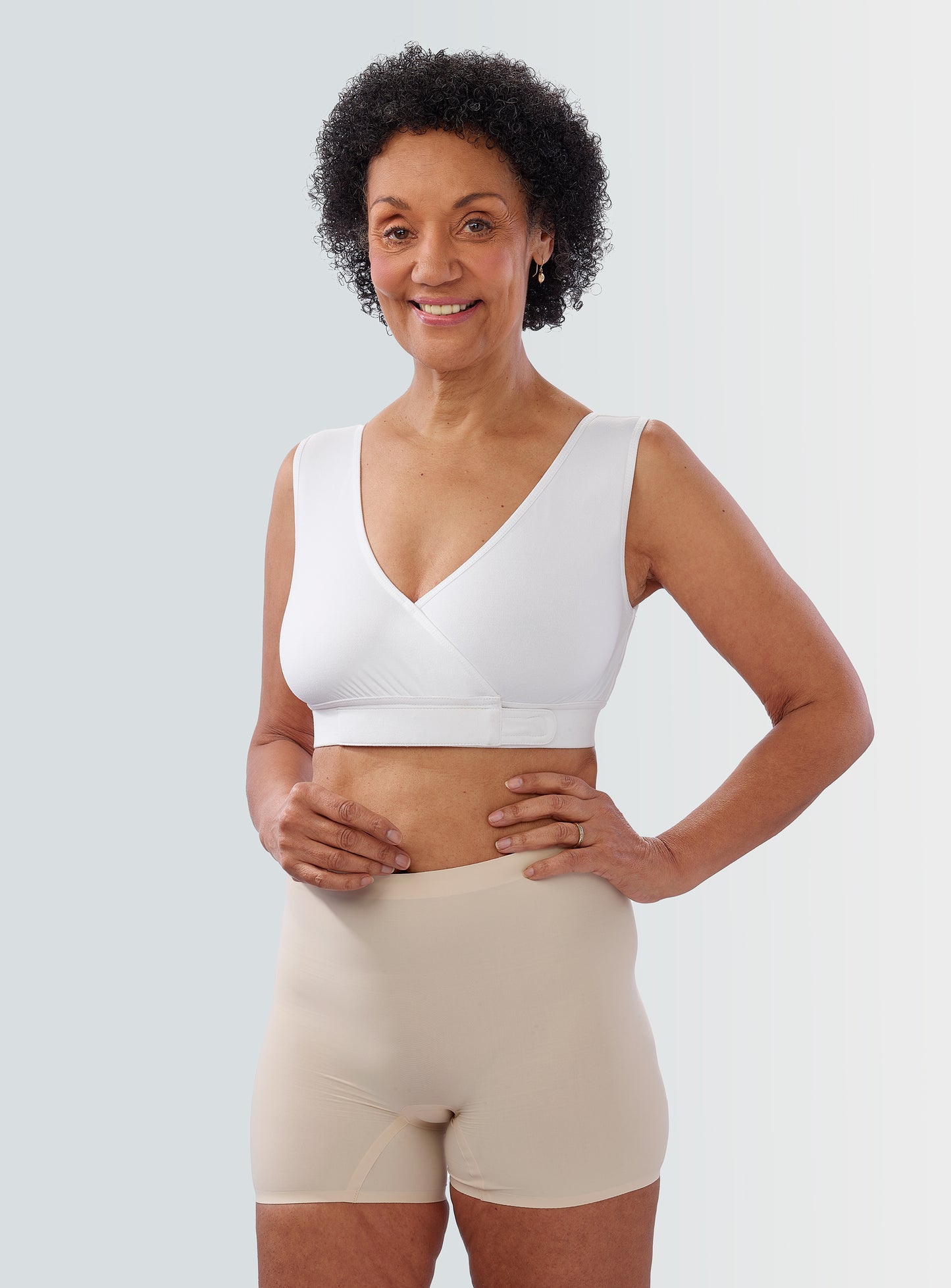 Women's Easy Touch Front Closure Bra (Cups A-D)